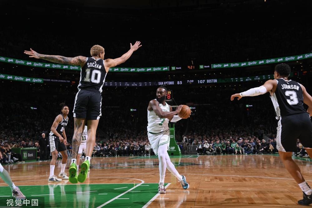 舞台上已经 舞台上已经