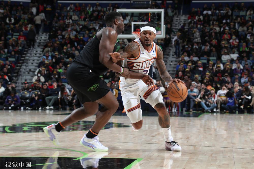 亚历山大 亚历山大