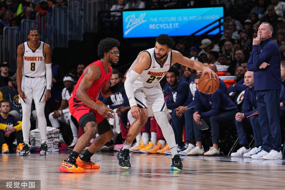 他们在场上 他们在场上