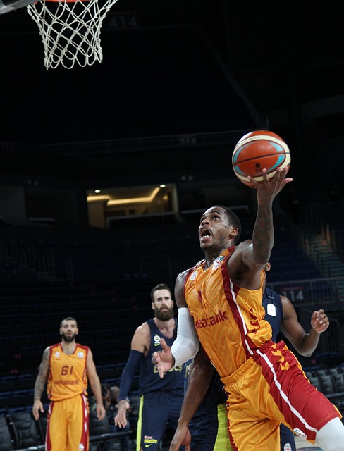 湖人团队中 湖人团队中